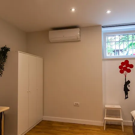 F14 * Βελιγράδι